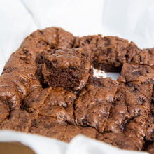 Load image into Gallery viewer, Pet-Friendly Brownies